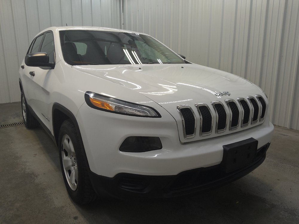 Used 2016 Jeep Cherokee Sport w/ Cold Weather Group AWD/4WD image 13