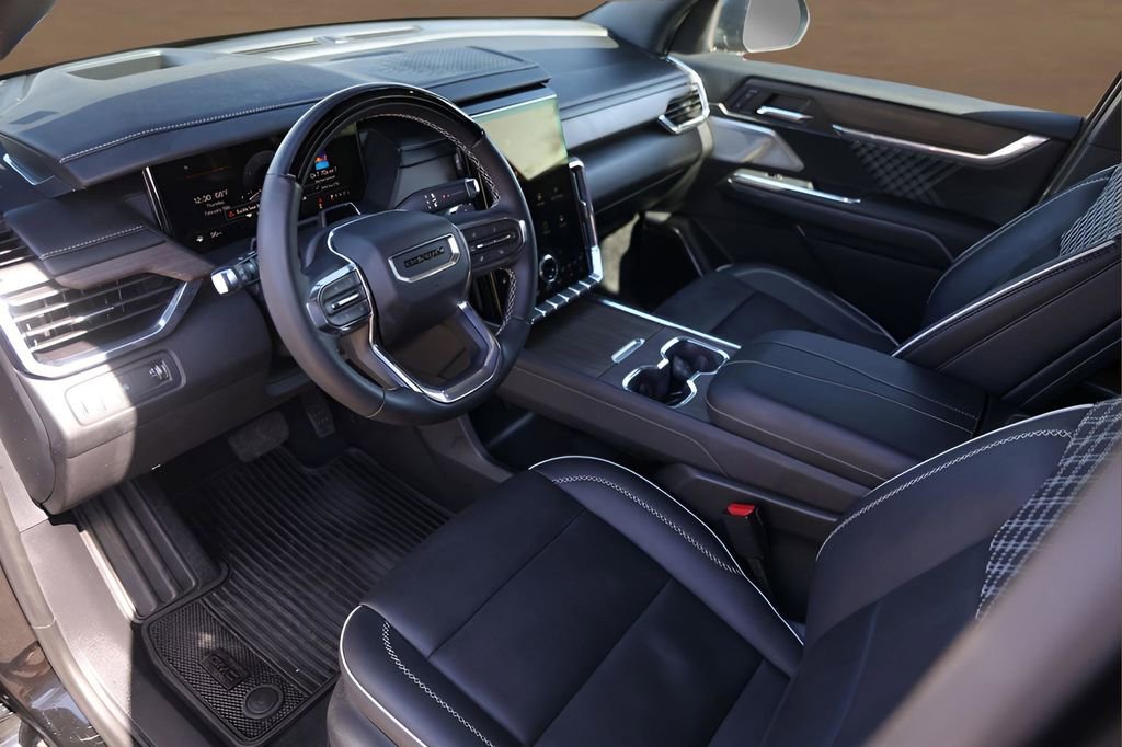 Used 2024 GMC Acadia Denali w/ Super Cruise Package image 10