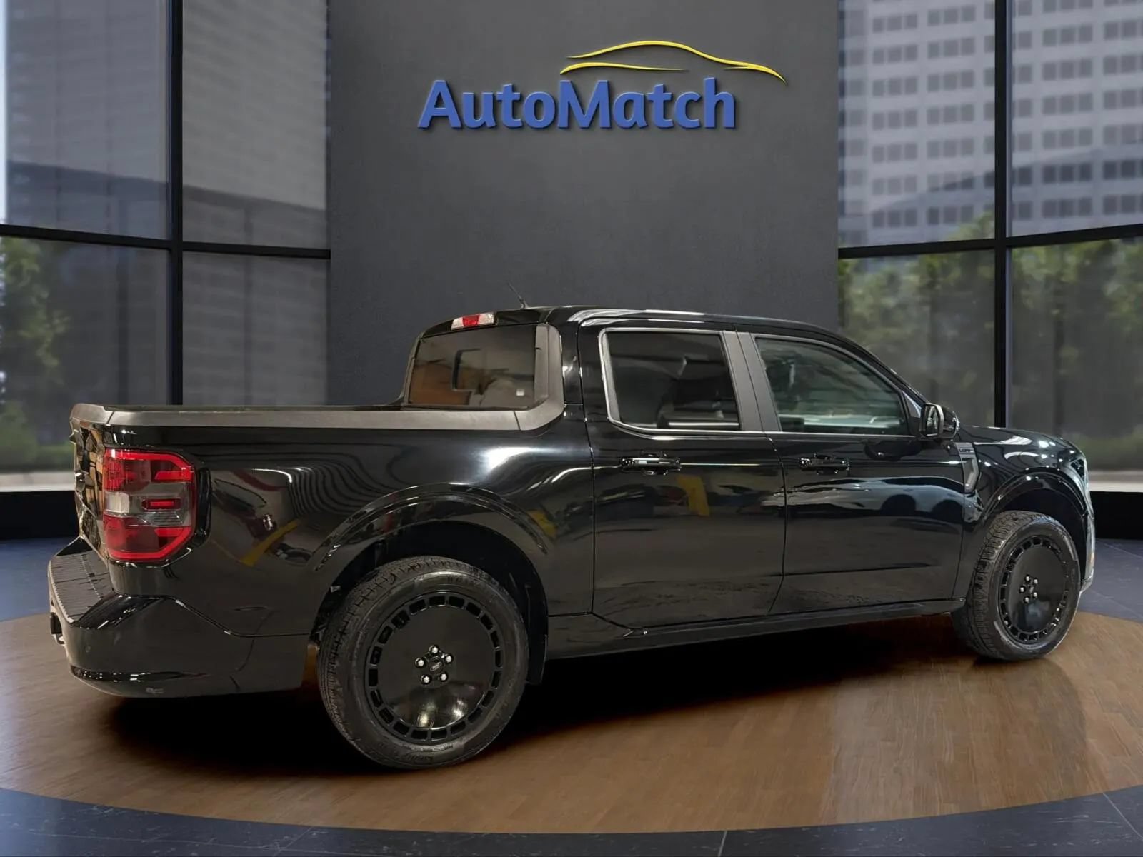 Used 2025 Ford Maverick Lobo AWD/4WD image 12