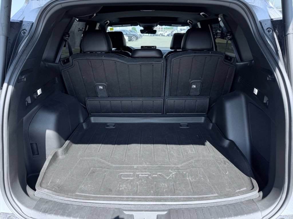 Used 2025 Honda CR-V Sport Touring image 11