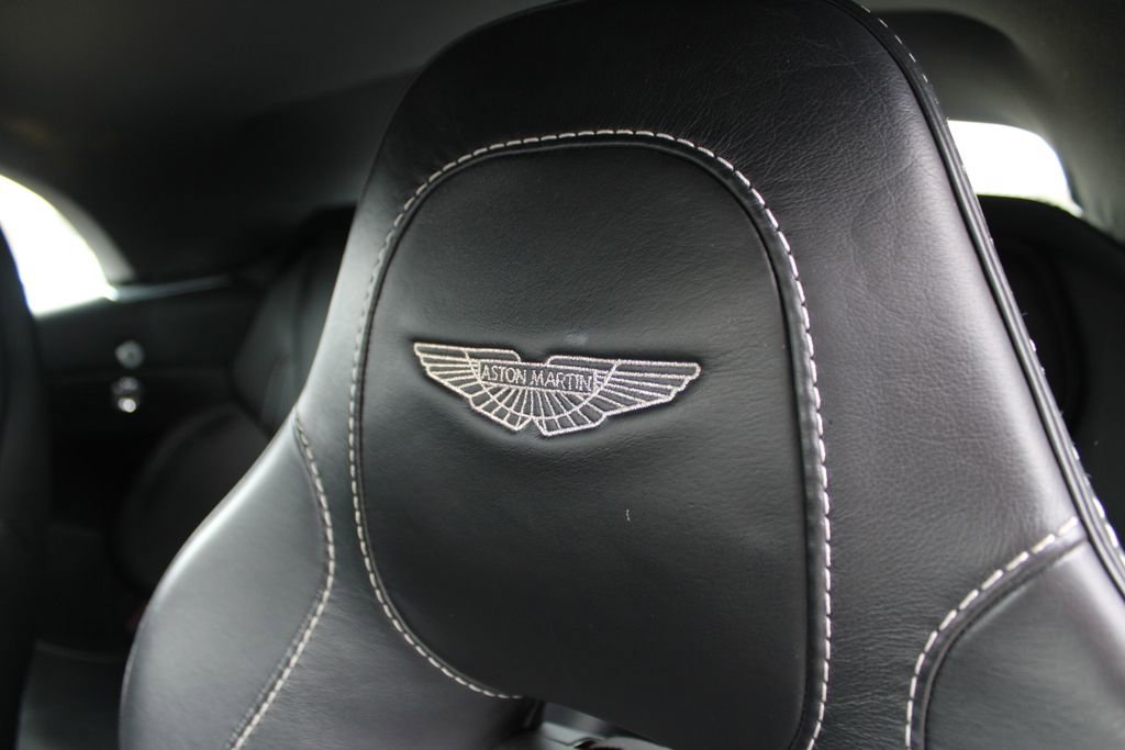 Used 2014 Aston Martin Vanquish Volante RWD image 11
