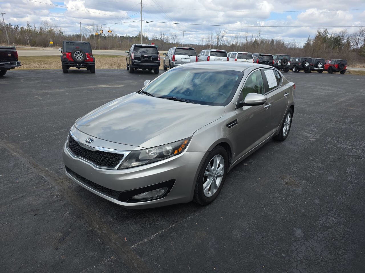 Used 2013 Kia Optima LX FWD image 2