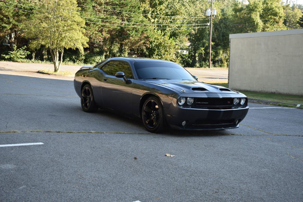 Used 2014 Dodge Challenger R/T w/ Blacktop Package RWD image 9