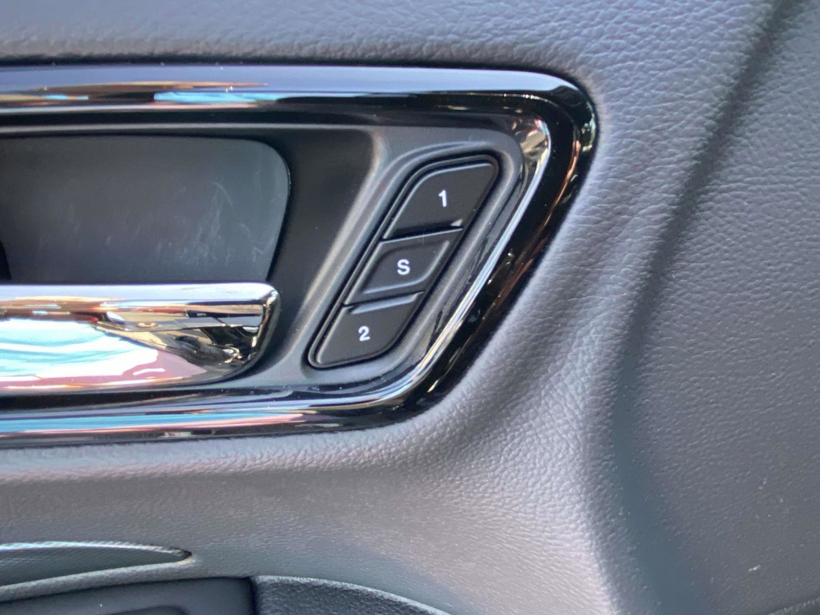 Certified 2024 Dodge Durango R/T image 14