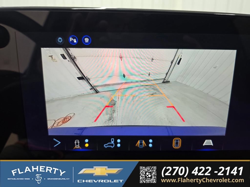 New 2027 Chevrolet Equinox ACTIV w/ Safety and Technology Package FWD image 29