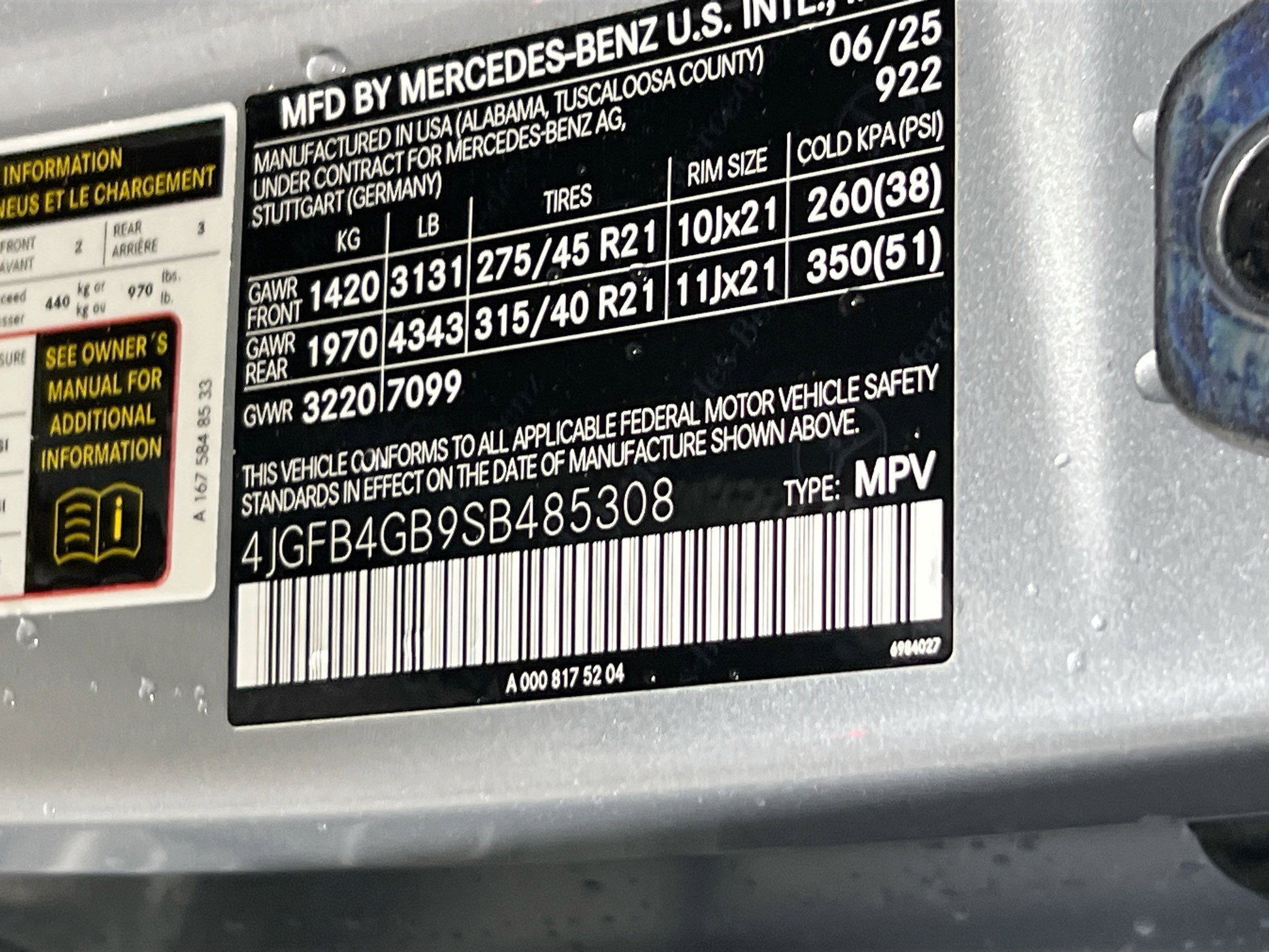 Used 2025 Mercedes-Benz GLE 450e 4MATIC image 32