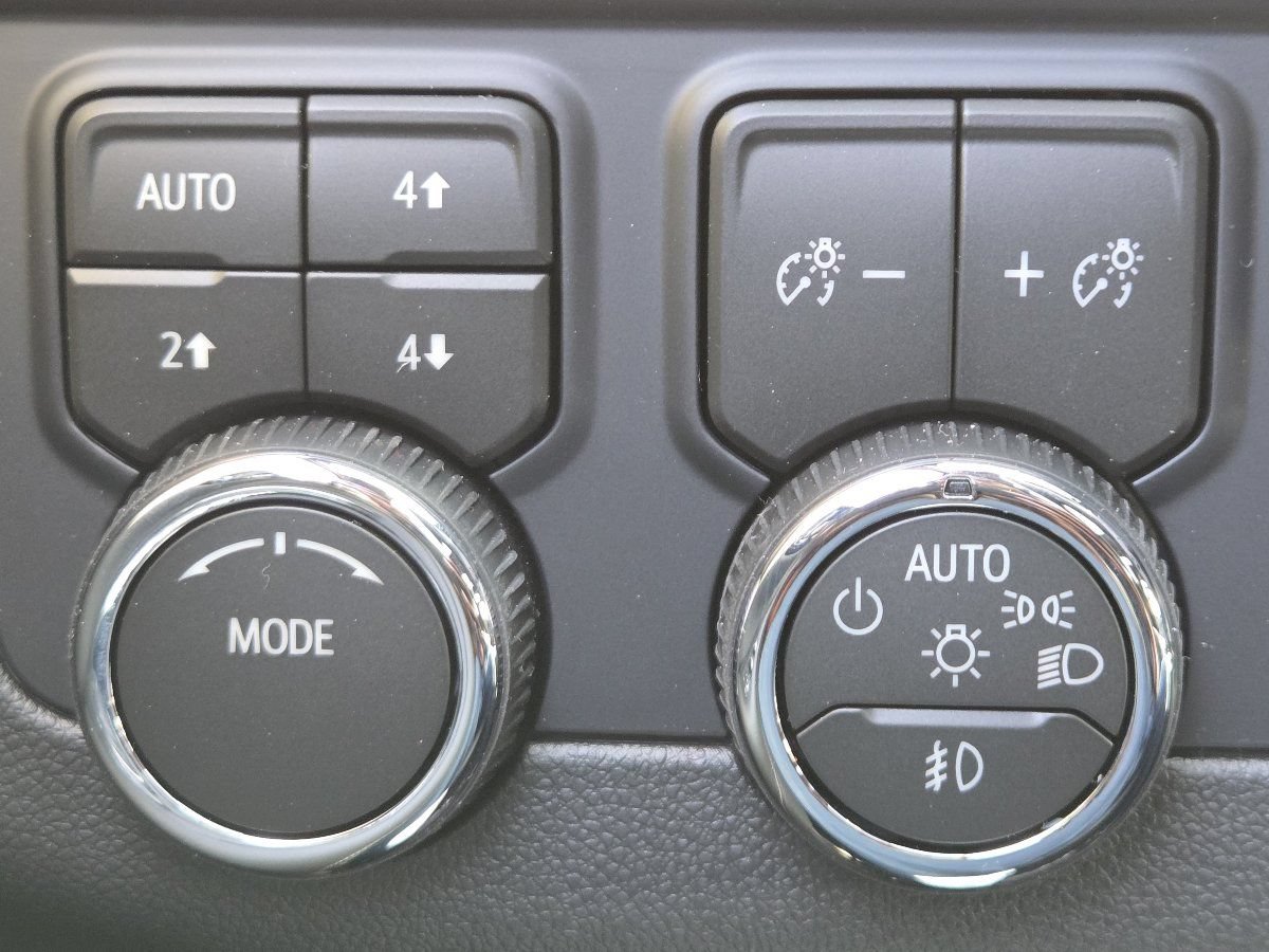 New 2026 Chevrolet Tahoe Premier AWD/4WD image 8