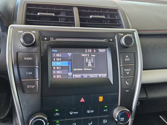 Used 2017 Toyota Camry SE FWD image 21