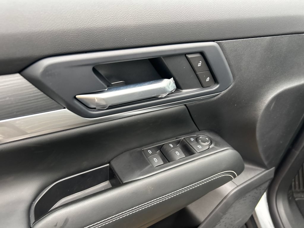 New 2026 GMC Terrain Elevation w/ Black Edition AWD/4WD image 16