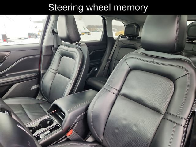 Used 2022 Lincoln Corsair Reserve w/ Equipment Group 201A image 23