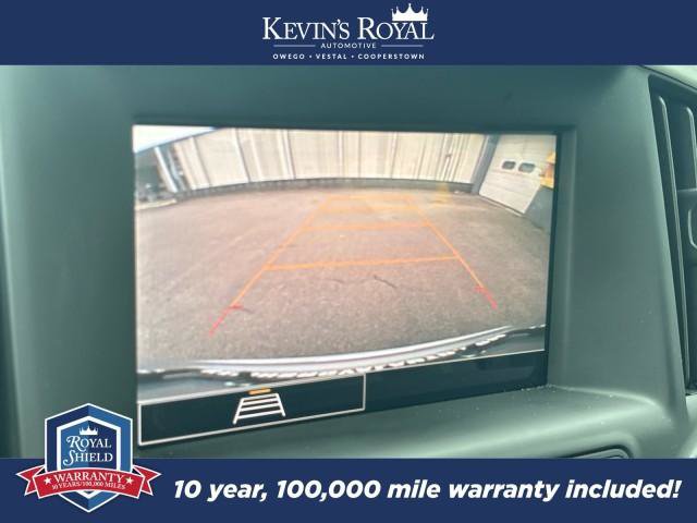 Used 2022 GMC Terrain SLE w/ Driver Convenience Package AWD/4WD image 11