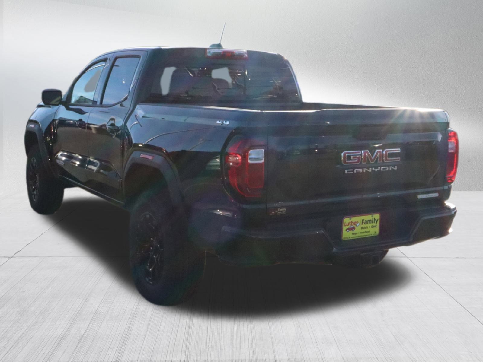 New 2026 GMC Canyon Elevation w/ Convenience Package image 5