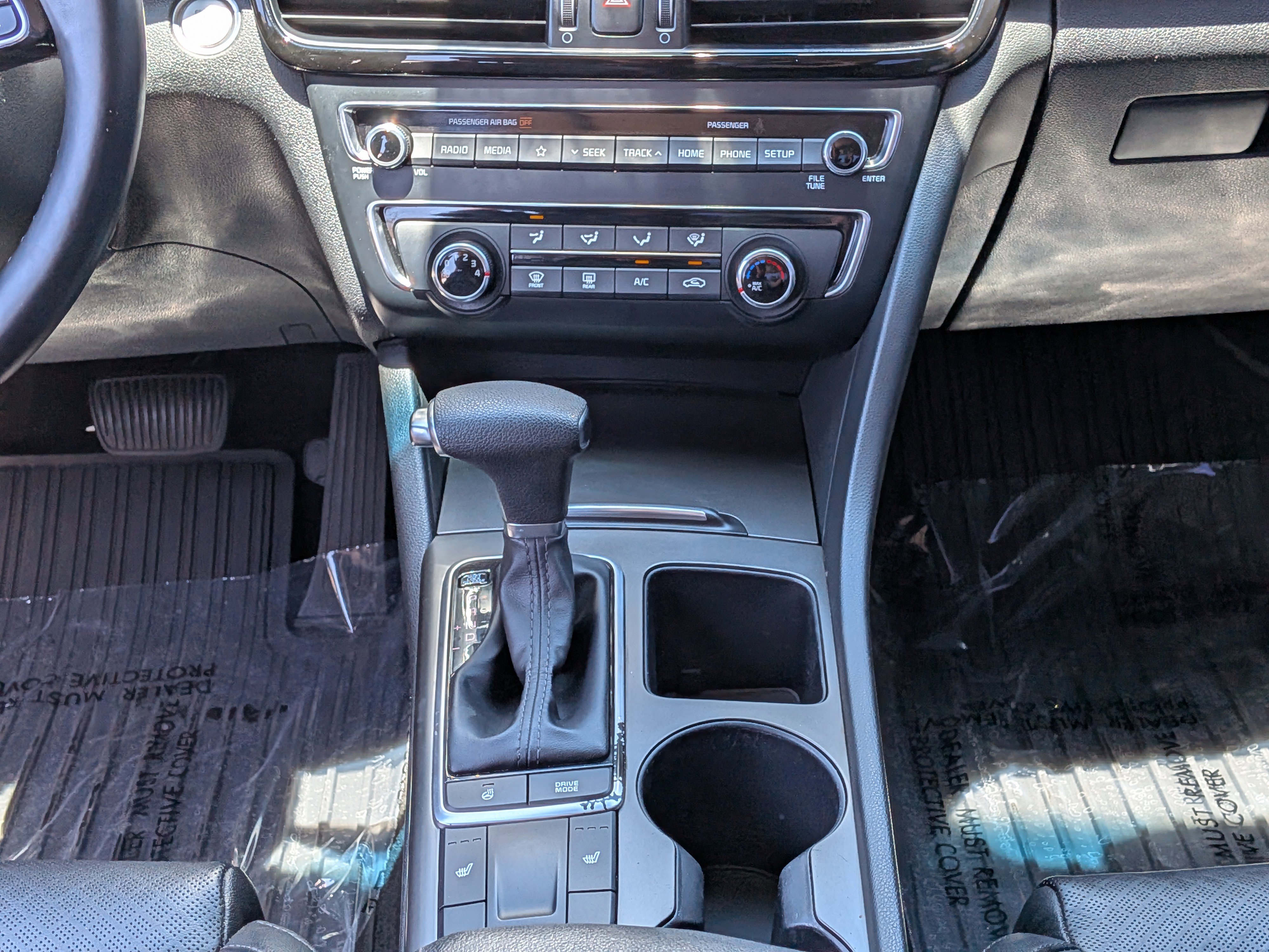 Used 2020 Kia Optima SE FWD image 18