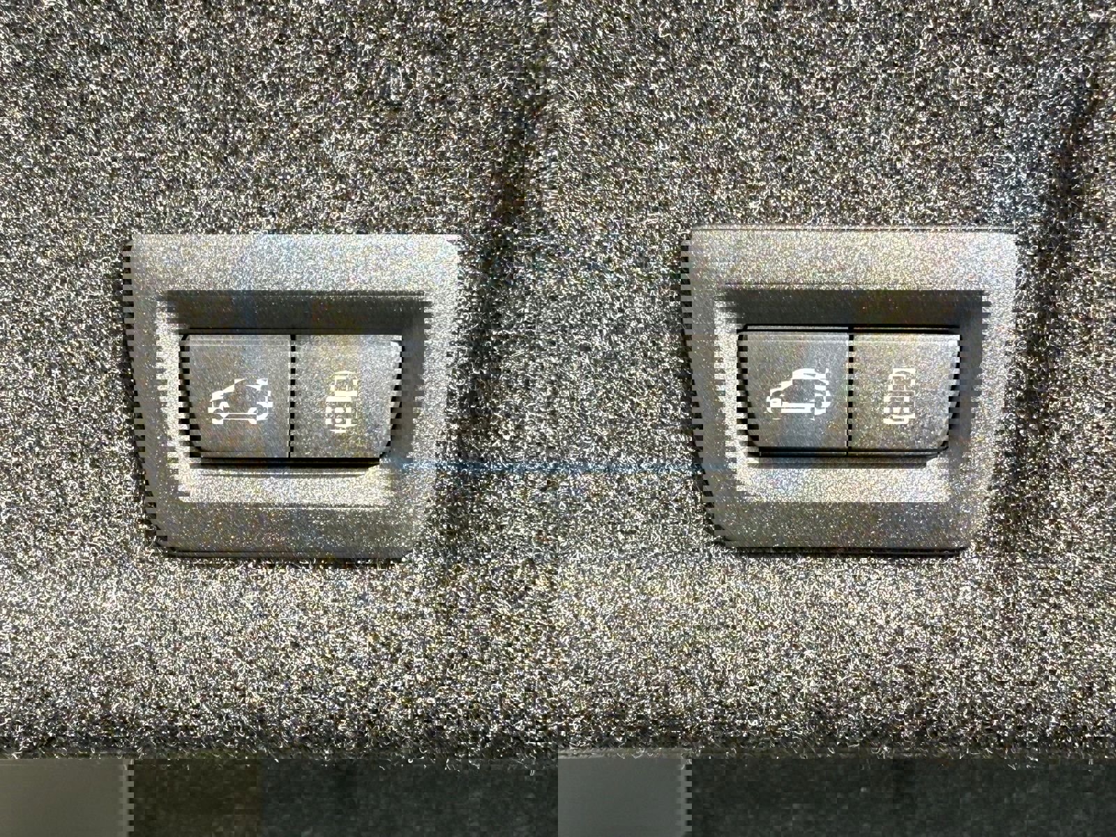 New 2026 BMW M340i xDrive w/ Shadowloine Package image 16