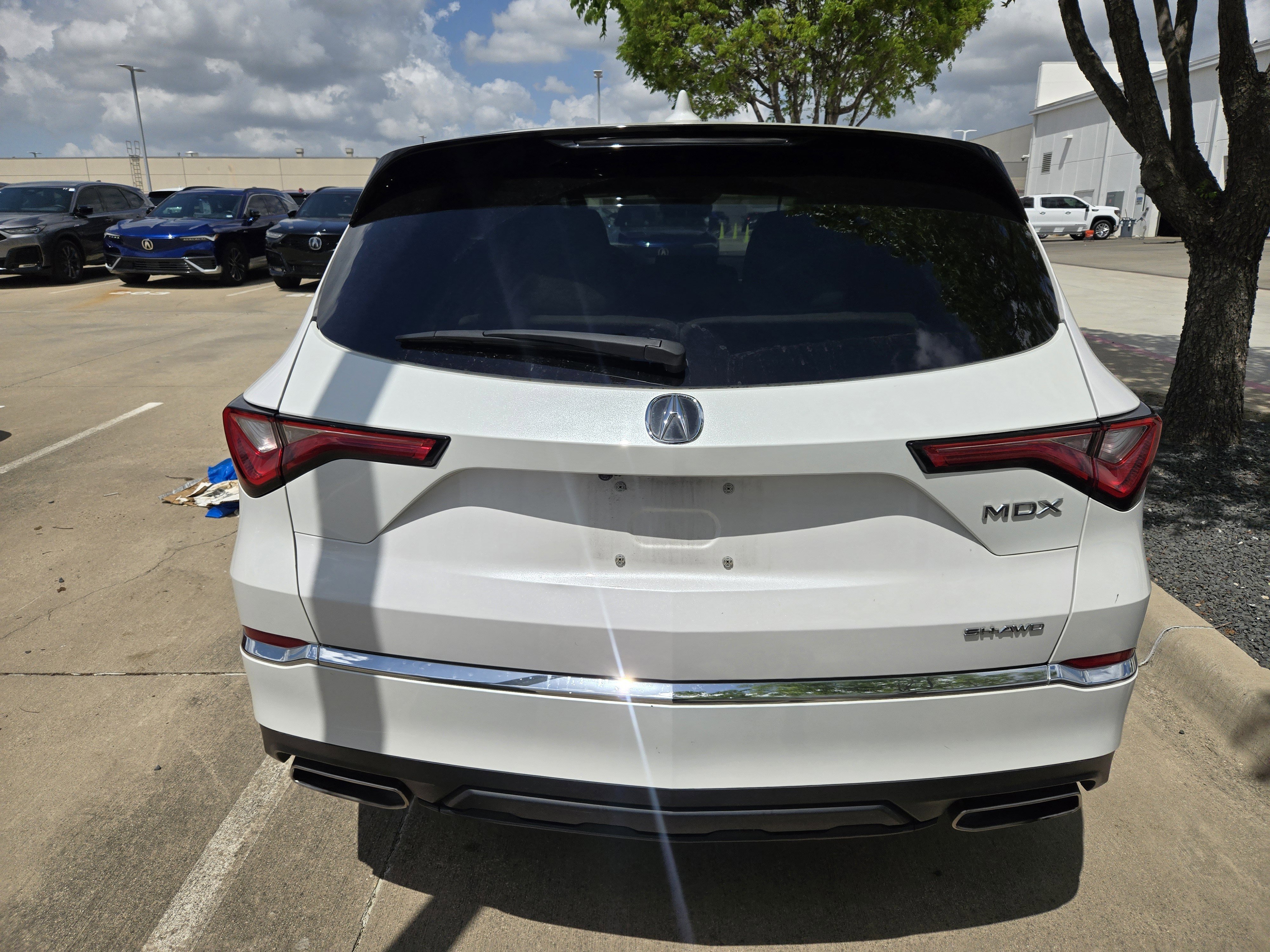 Used 2024 Acura MDX SH-AWD image 6