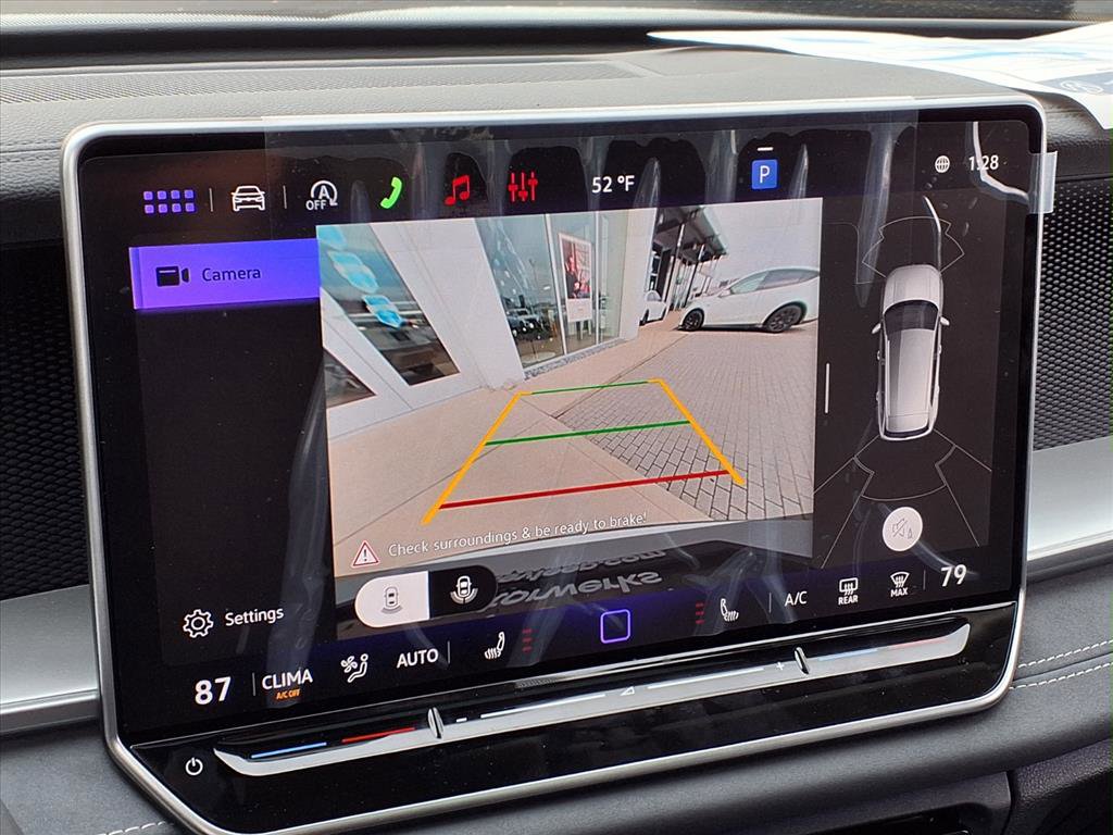 New 2026 Volkswagen Tiguan SE image 16