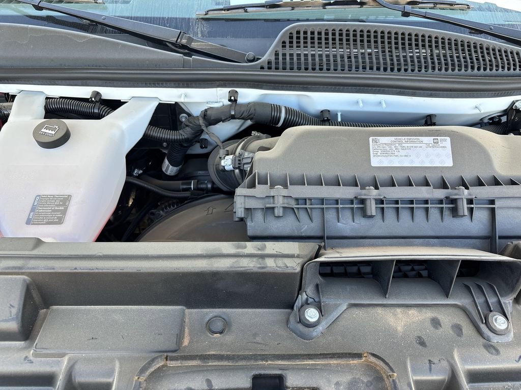 New 2025 GMC Savana 2500 Extended w/ Driver Convenience Package image 29