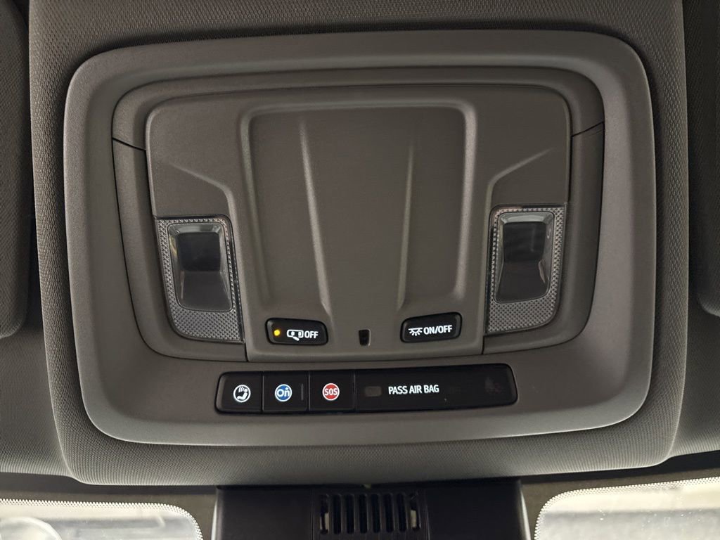 Used 2024 Chevrolet Silverado 2500 Custom w/ Custom Value Package image 29