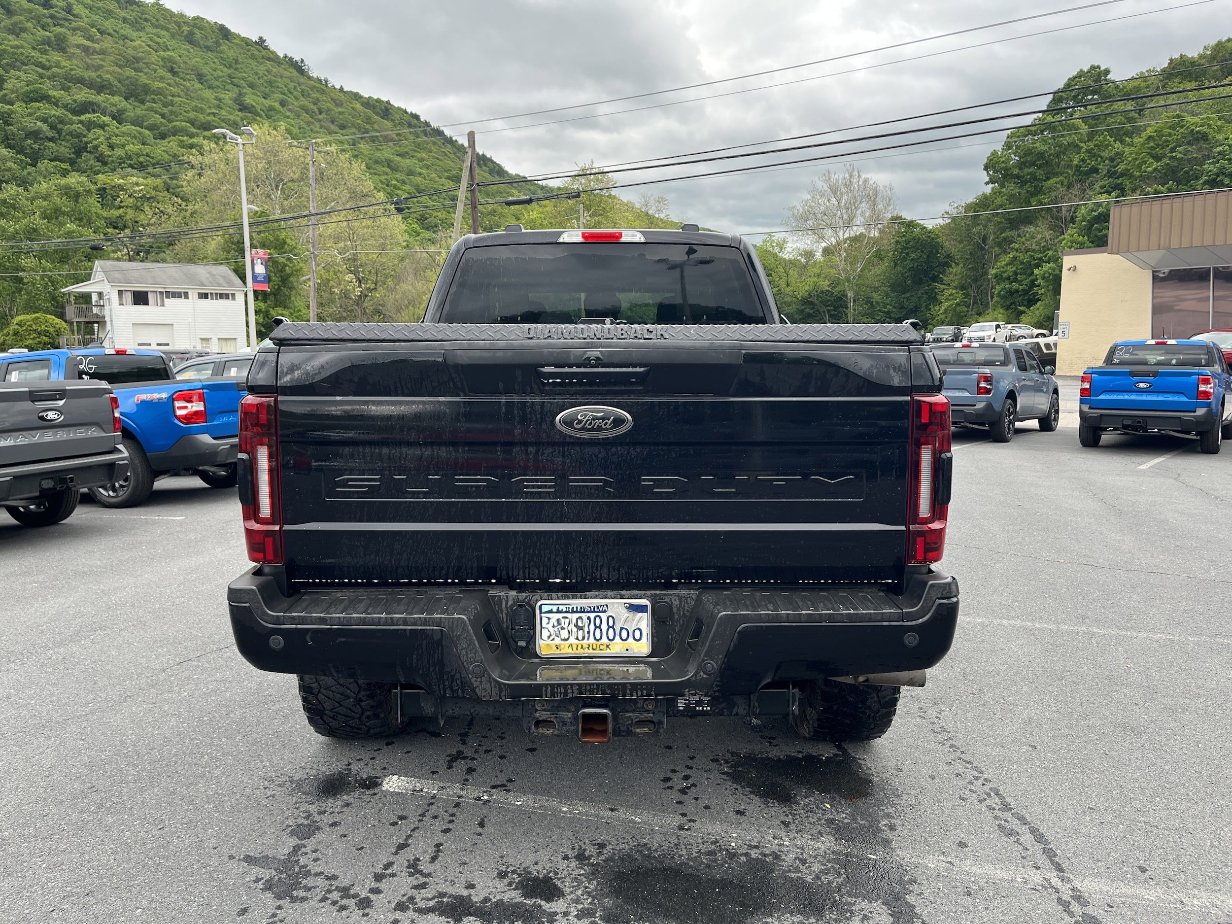 Used 2022 Ford F250 XLT w/ Black Appearance Package AWD/4WD image 5