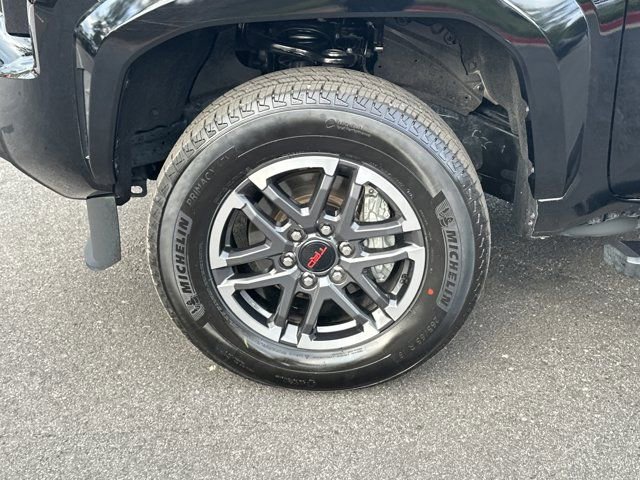 Used 2024 Toyota Tacoma TRD Sport image 12