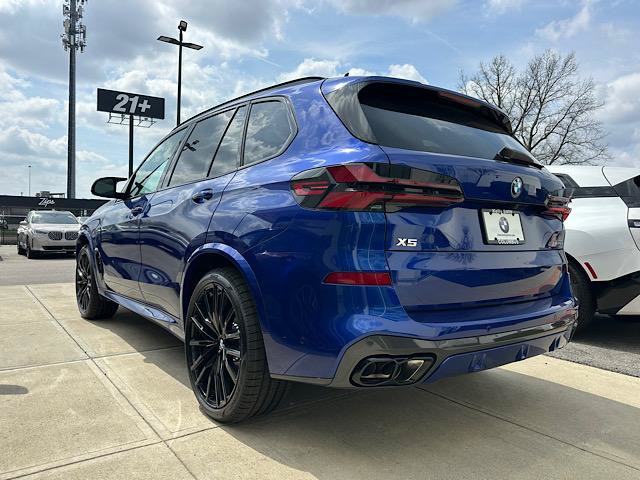 New 2026 BMW X5 M60i AWD/4WD image 3