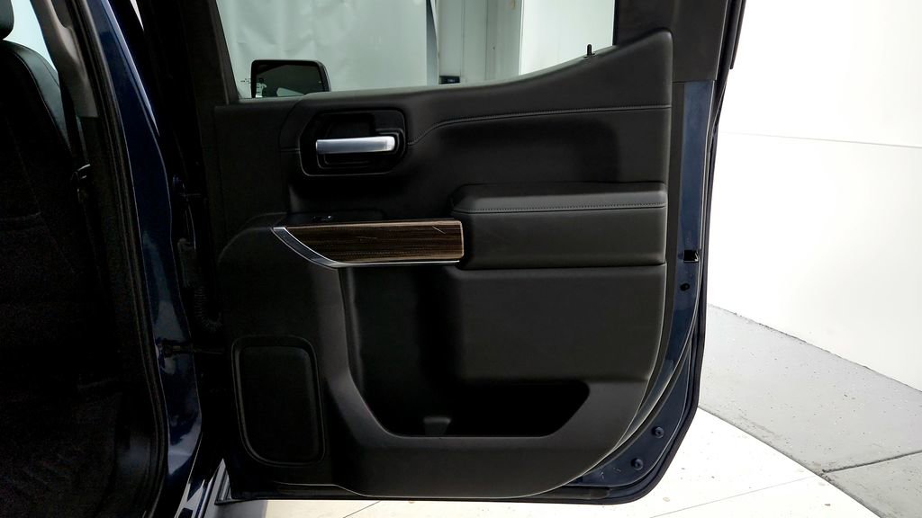 Used 2021 Chevrolet Silverado 1500 RST AWD/4WD image 19