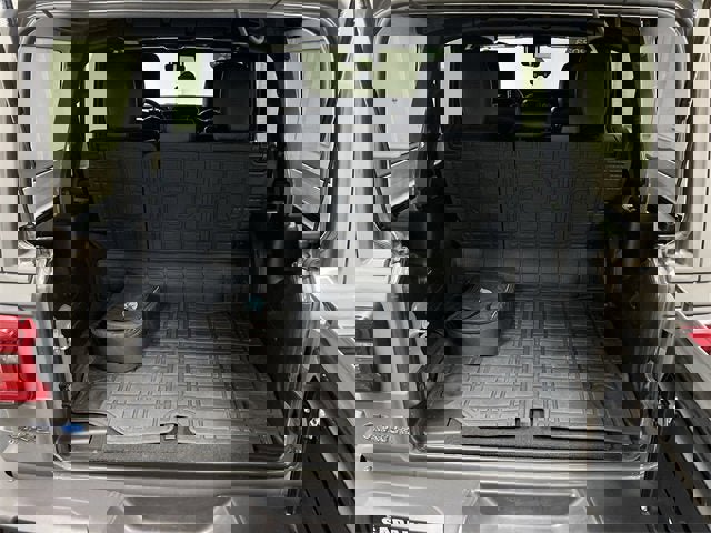 Used 2023 Jeep Wrangler Unlimited Rubicon 4xe w/ Steel Bumper Group image 26