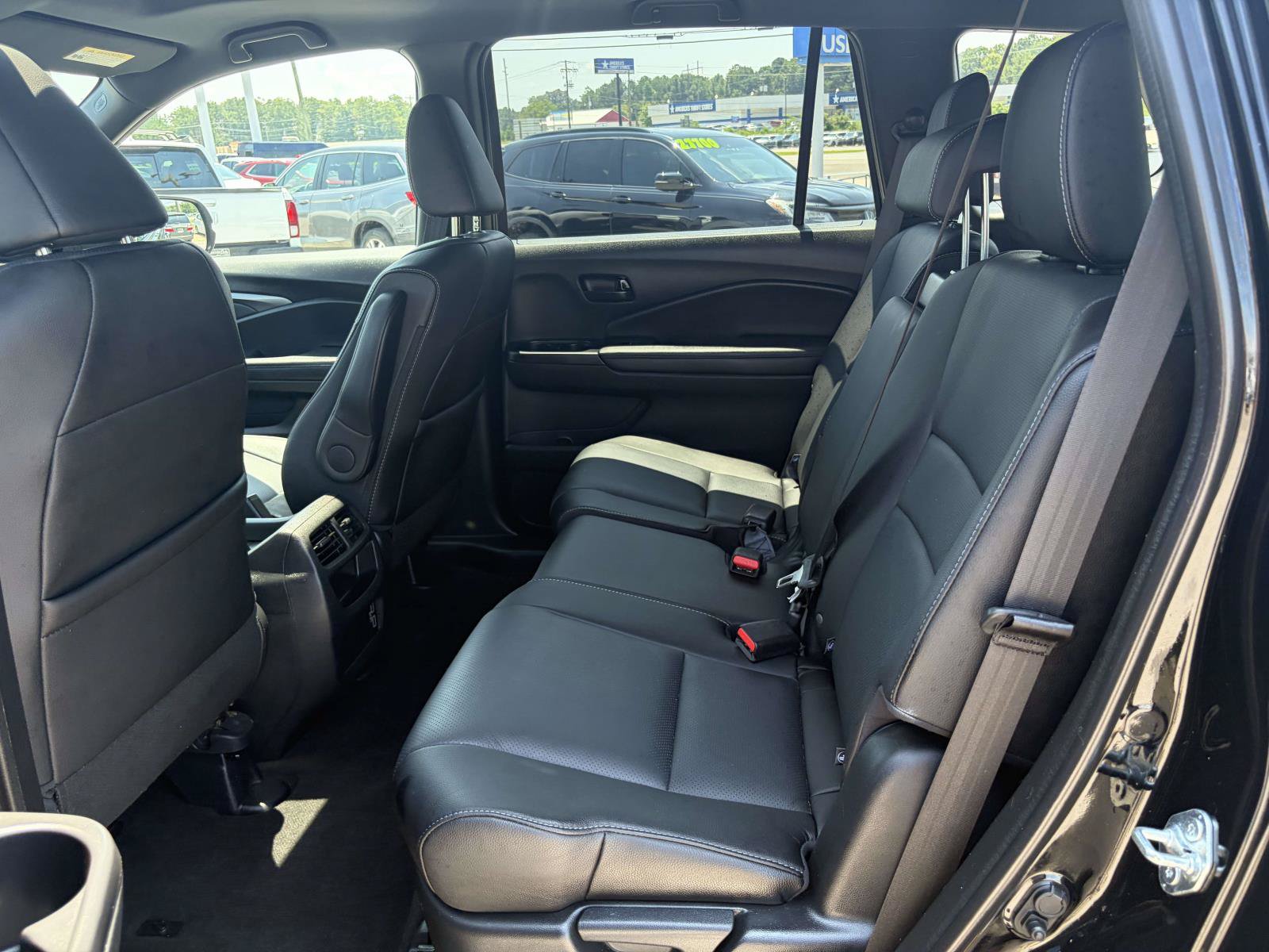 Used 2023 Honda Passport EX-L image 10
