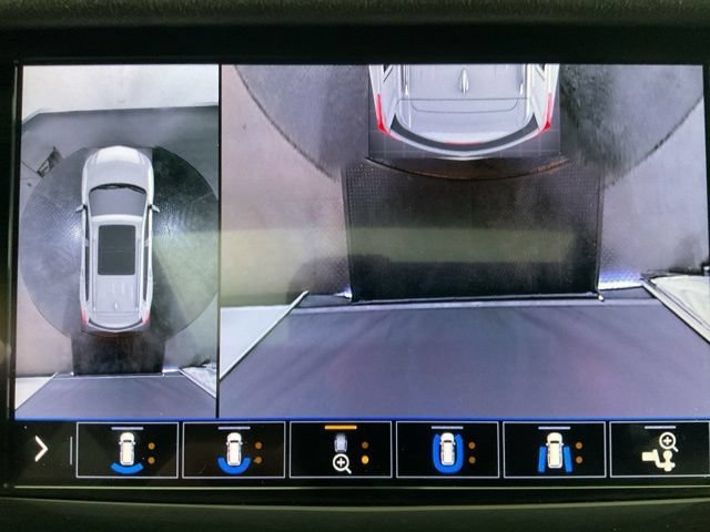 Certified 2020 Cadillac XT6 Premium Luxury w/ Platinum Package AWD/4WD image 21