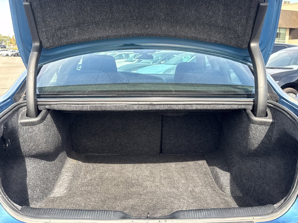 Used 2023 Dodge Charger SXT RWD image 12
