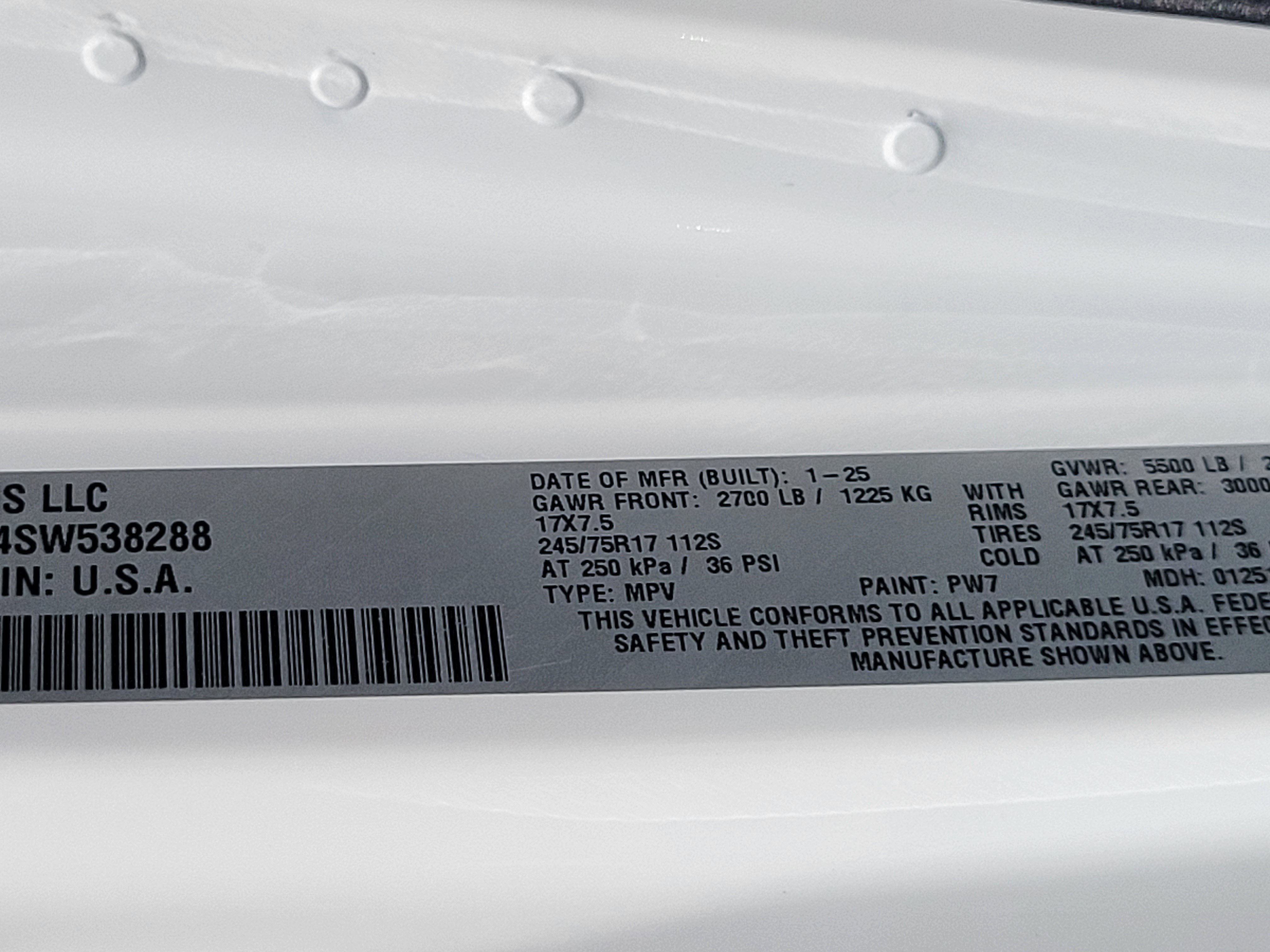 Used 2025 Jeep Wrangler Sport image 29