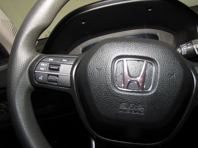 Certified 2023 Honda Accord EX image 5