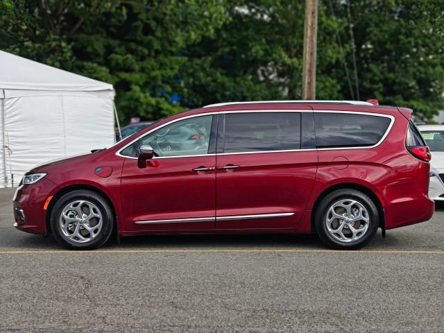 Used 2021 Chrysler Pacifica Limited FWD image 7