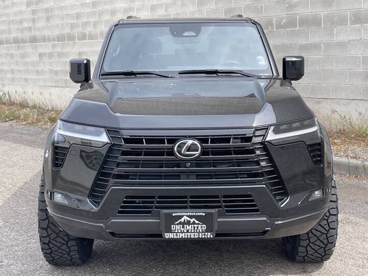 Used 2024 Lexus GX 550 w/ Accessory Package (Z1) AWD/4WD image 17