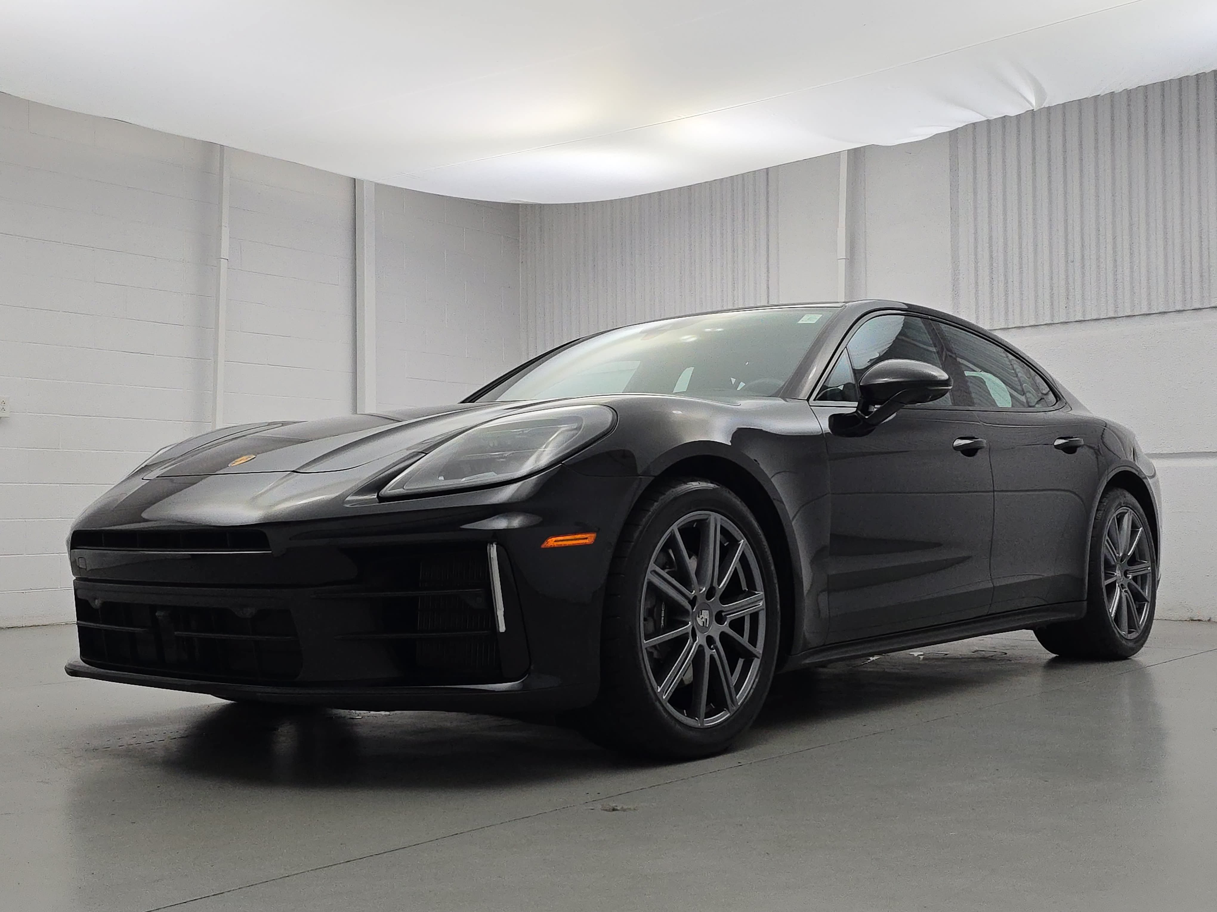 Certified 2025 Porsche Panamera 4 AWD/4WD video 1