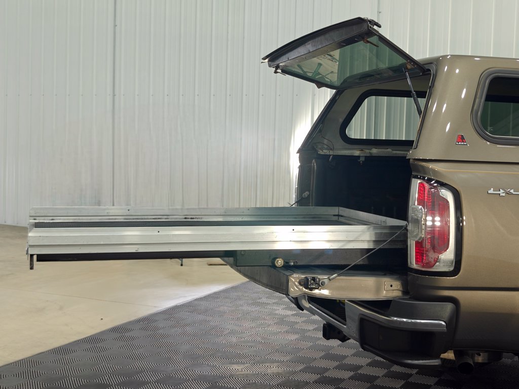 Used 2016 GMC Canyon SLT w/ Driver Alert Package AWD/4WD image 25