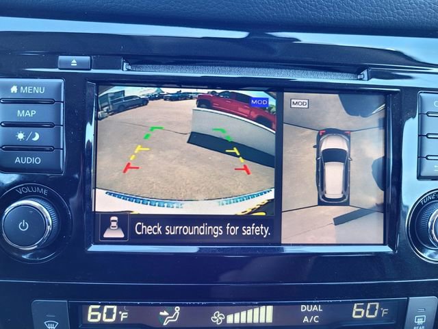 Used 2019 Nissan Rogue SV w/ Premium Package image 16