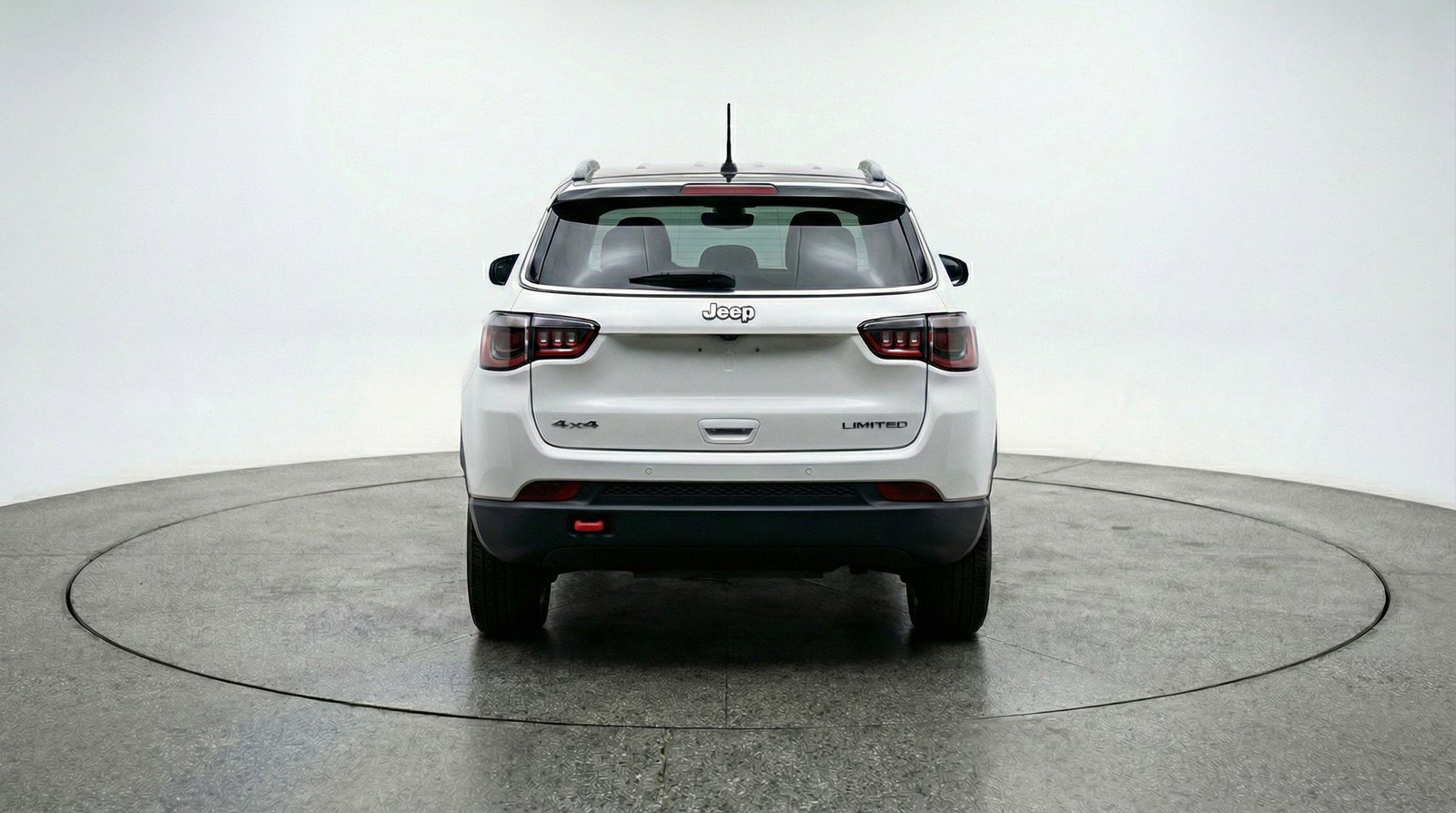 Used 2025 Jeep Compass Trailhawk AWD/4WD image 7