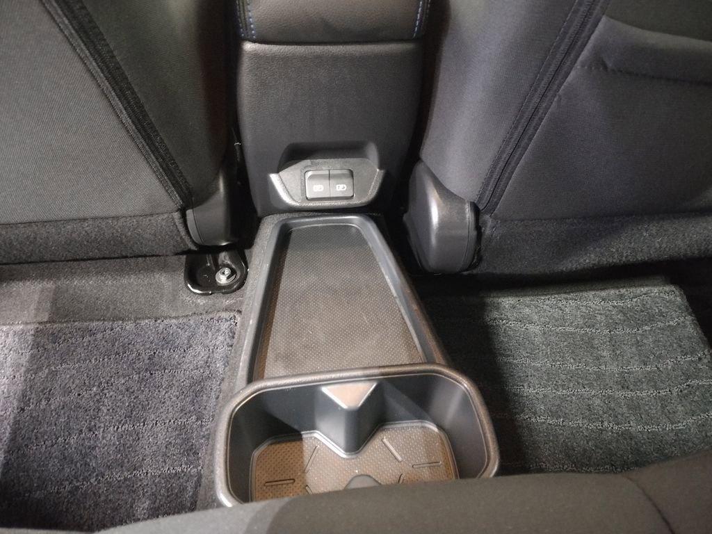 Used 2023 Nissan Leaf S image 30