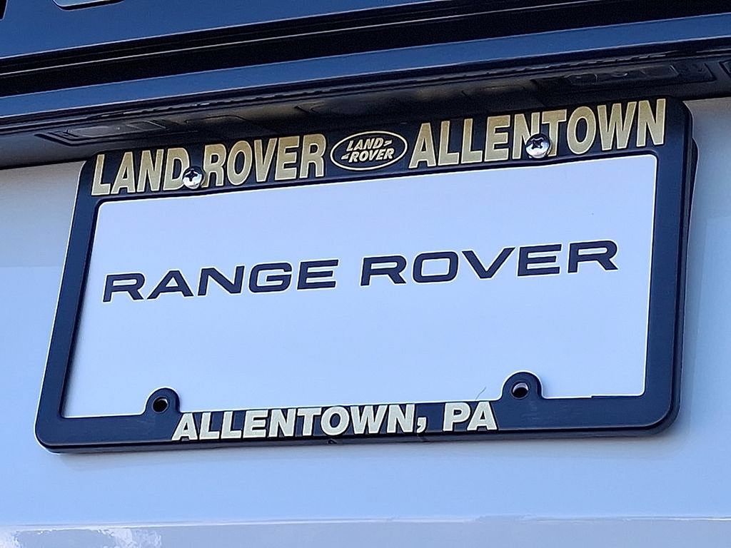 Certified 2026 Land Rover Range Rover Velar Dynamic SE AWD/4WD image 18