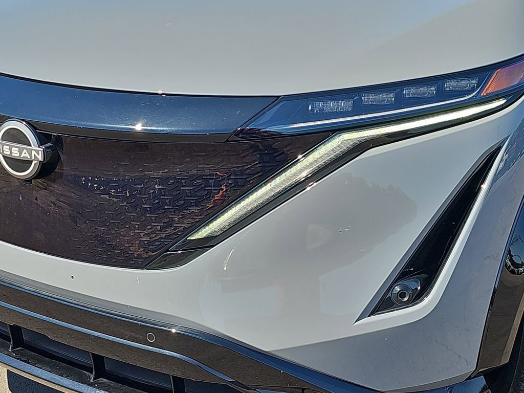 Used 2024 Nissan Ariya AWD image 33