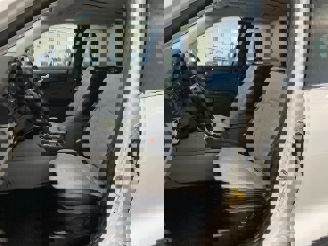 New 2024 Ford Escape SE w/ PHEV Premium Package image 15