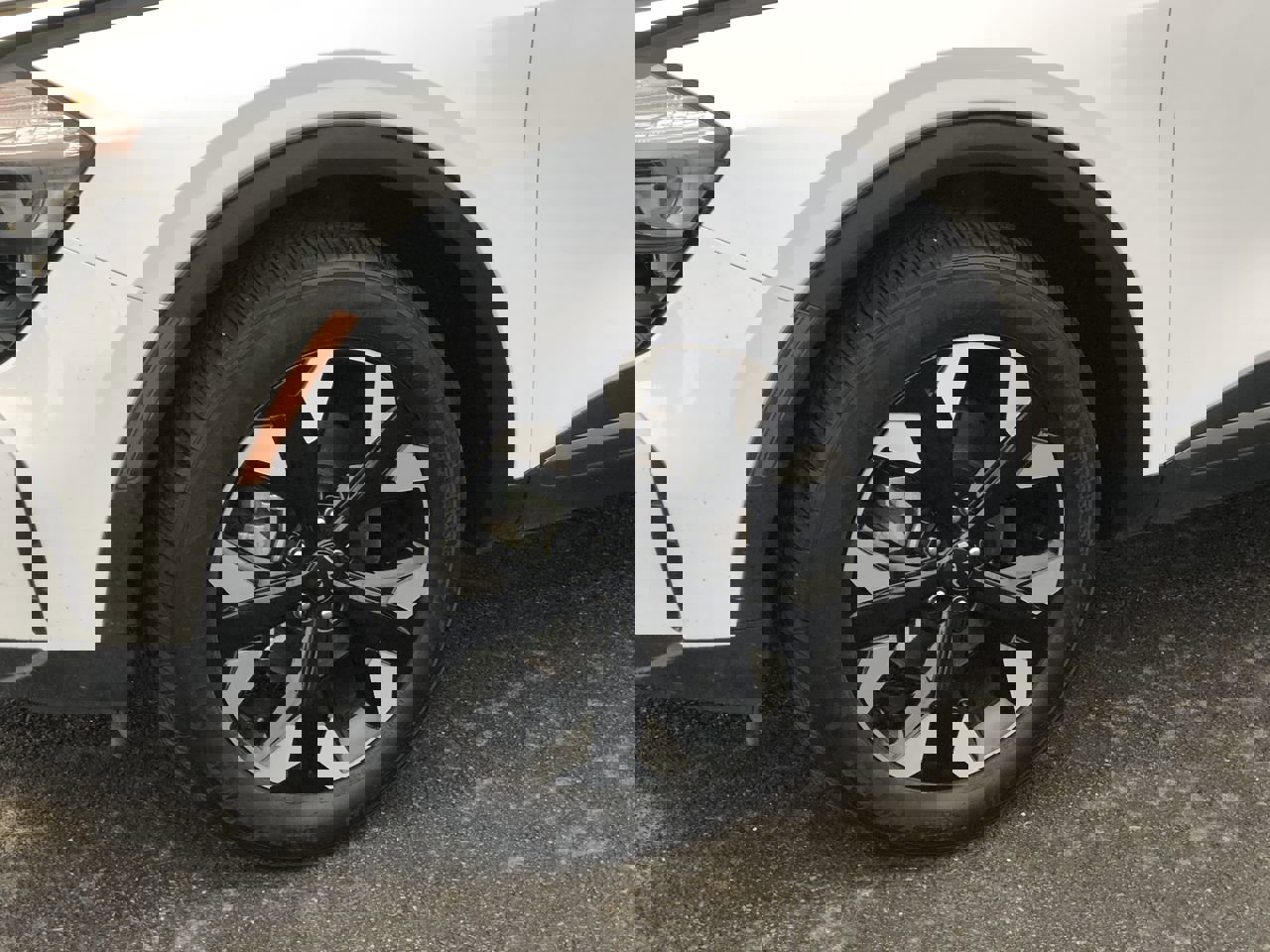 Used 2023 Kia Sportage X-Line w/ X-Line Premium Package image 2