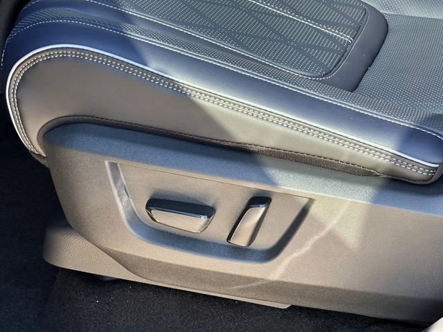 New 2026 INFINITI QX80 4WD w/ Sport Exterior Package image 30