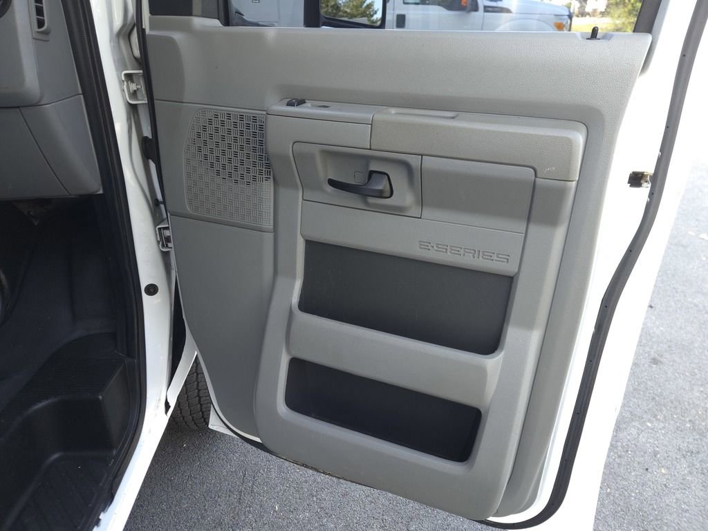 Used 2013 Ford E-350 and Econoline 350 Super Duty w/ PWR Locks & Windows Group RWD image 16