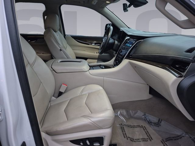 Used 2020 Cadillac Escalade Premium Luxury image 17