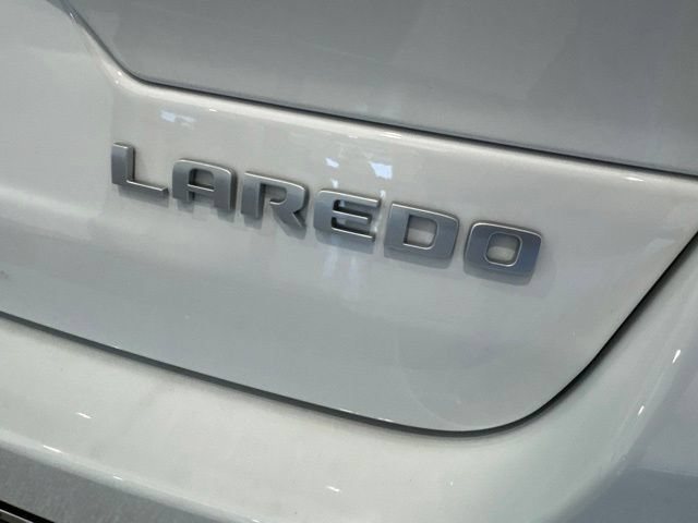 New 2026 Jeep Grand Cherokee Laredo X AWD/4WD image 15