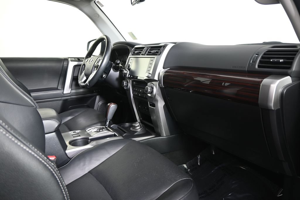Used 2024 Toyota 4Runner Limited image 15