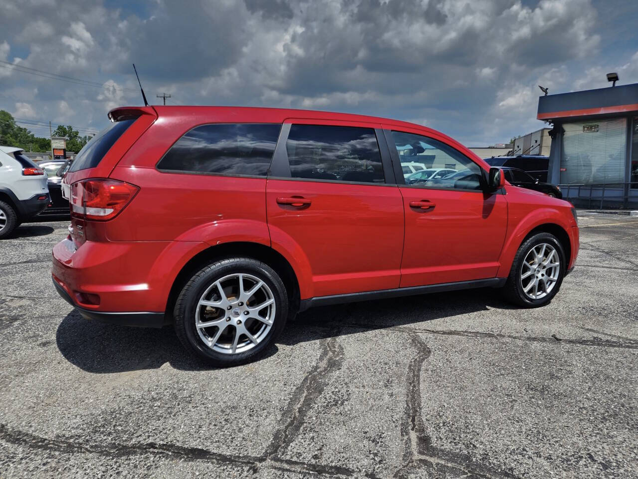 Used 2019 Dodge Journey GT FWD image 4