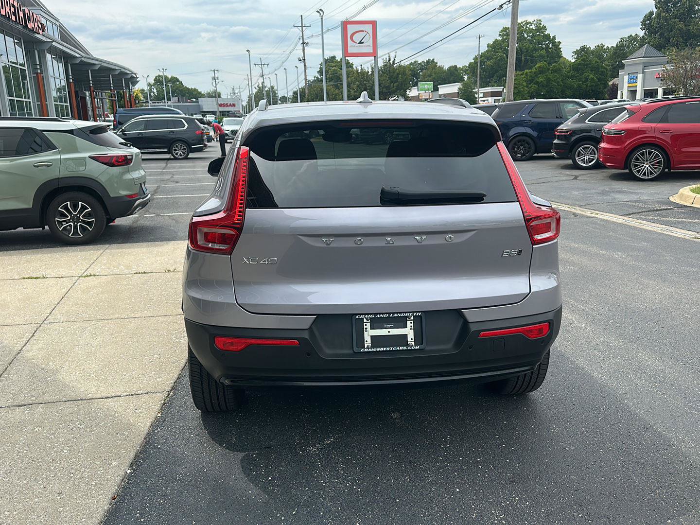Used 2026 Volvo XC40 B5 Plus AWD/4WD image 5